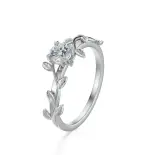 Pierścionek z białego złota z diamentem AJPZ_149